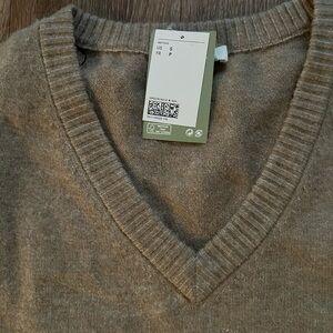 H&M Women's V-Neck Tank Top - Brown